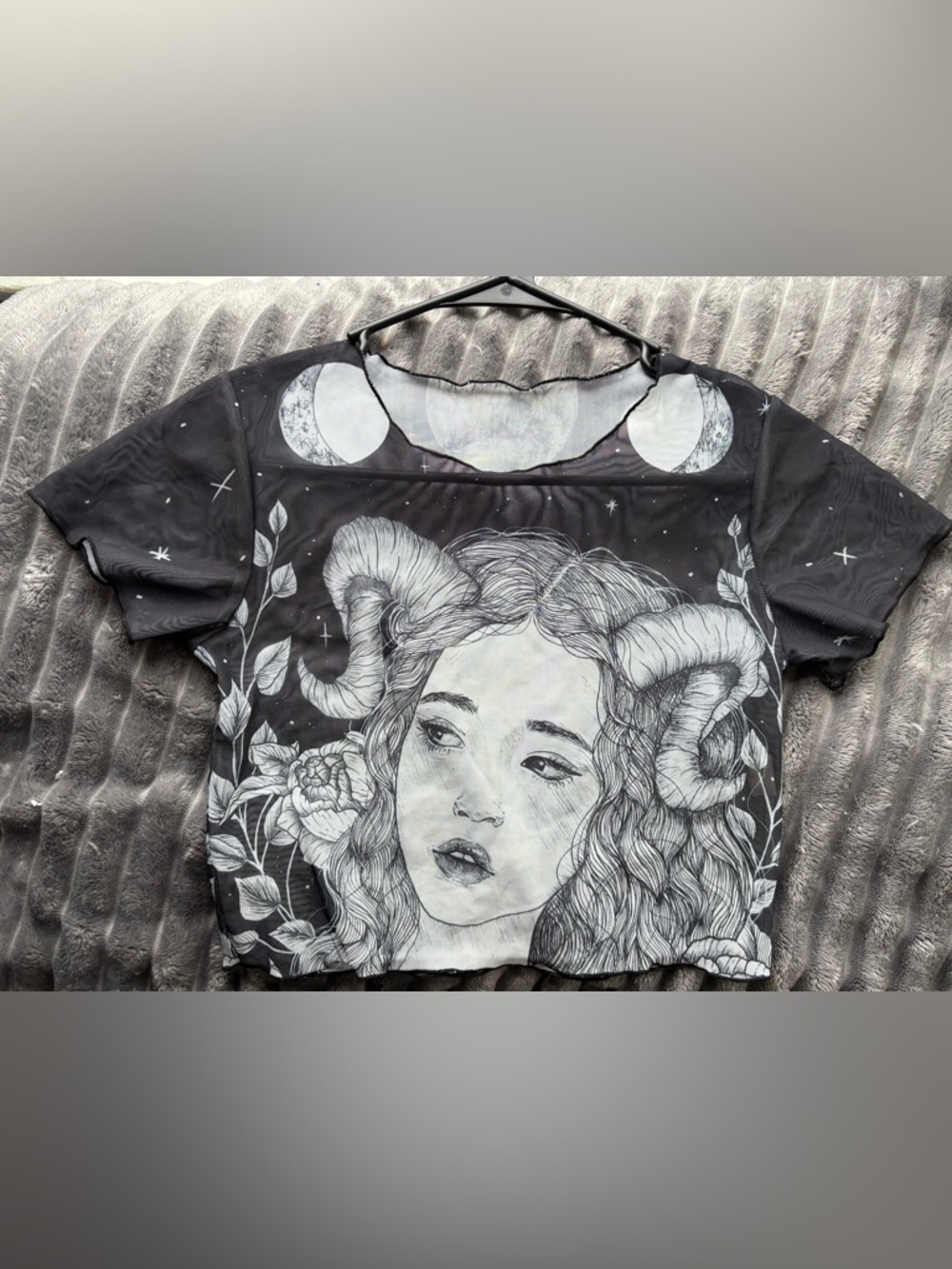 Women's Black Graphic Crop Top with Celestial Illustration